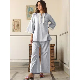 SZN Self Design V-Neck Tunic & Trousers Co-Ords-picture-15