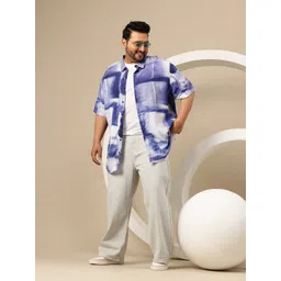 Sztori Plus Size Printed Relaxed Shirt-picture-37