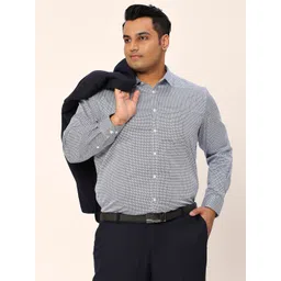 Sztori Plus Size Relaxed Micro Ditsy Printed Cotton Formal Shirt-picture-14