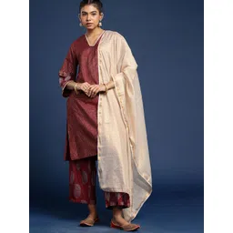 Taavi Festive Indie Printed Gotta Patti Kurta with Trousers & Dupatta-picture-30