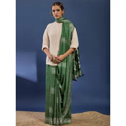 Taavi Women Ethnic Motif Bagru Hand Printed Pure Cotton Saree With Blouse Piece-picture-20