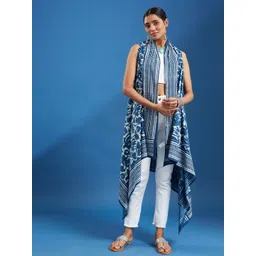 Taavi Women Indigo Printed Pure Cotton Longline Ethnic Shrug-picture-23