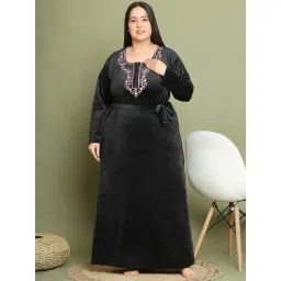 TAG 7 Black Velvet Night Suit-picture-24