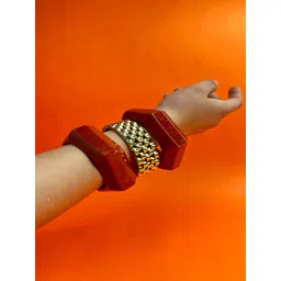 TAG 7 Set Of 3 Textured Hexagonal & Embossed Bangles-picture-31