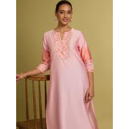Taneira Light Pink Regular fit Silk cotton Printed Kurtas-picture-21