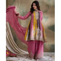 tanuka Women Embroidered Flared Kurta Set-picture-12