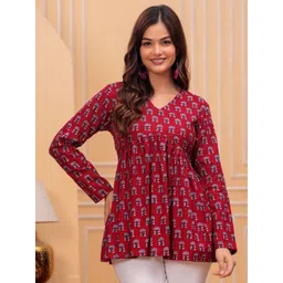 TARANJAL Women Floral Printed Peplum Top-picture-27