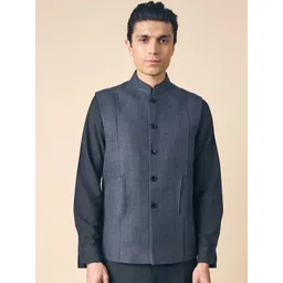 Tasva Printed Mandarin Collar Linen Nehru Jacket-picture-15