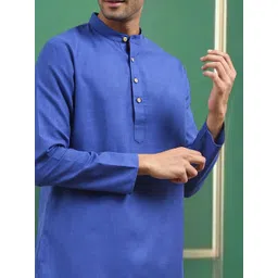 TATTVA Men Thread Work Kurta image 4
