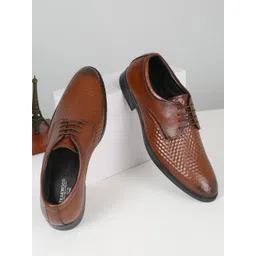 Teakwood Leathers Men Textured Formal Derbys-picture-32