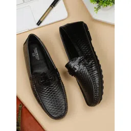 Teakwood Leathers Men Textured Leather Horsebit Loafers-picture-41