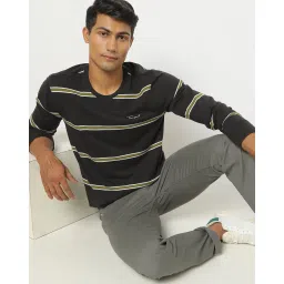 teamspirit Striped Crew-Neck Sweatshirt image 1