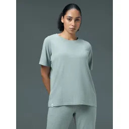 Technosport Women Grey Relaxed Fit Cubic Melange Round Neck T-Shirt-image-16
