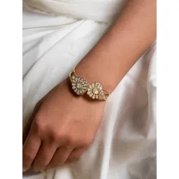 Teejh Gold-Plated Karishmaa Pearl & Polki Bracelet for Women-picture-17