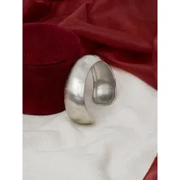 Teejh Mayaana Silver Cuffs Bracelet for Women-picture-25
