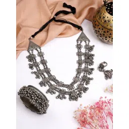 Teejh Pitara Collection Divitha Silve Oxidized Jewellery Set-picture-20