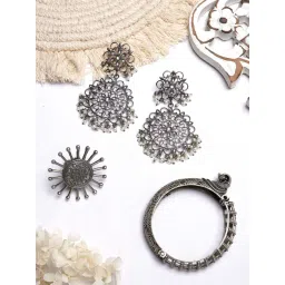 Teejh Pitara Collection Poorva Silver Oxidized Jewellery Set-picture-41