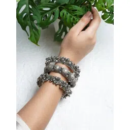 Teejh Silver-Plated Enaaya Stacked Bracelets for Women - Set of 3-picture-21