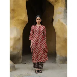 TERHA TAALI Women Ethnic Motifs Printed Cotton Kurta with Palazzos-picture-18