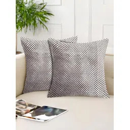 Tesmare Beige & Black 2 Pieces Geometric Velvet Square Cushion Covers-picture-10