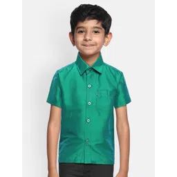 THANGAMAGAN Boys Green Regular Fit Solid Casual Shirt-picture-35