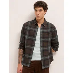 THE BEAR HOUSE Men Checked Spread Collar Pure Cotton Casual Shirt-picture-39