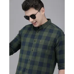 THE BEAR HOUSE Men Olive Green & Navy Blue Pure Cotton Slim Fit Checked Flannel Shirt-picture-36