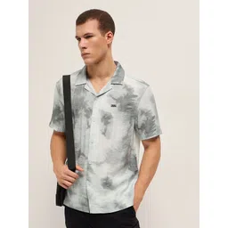 THE BEAR HOUSE Men Relaxed Fit Abstract Faded Cuban Collar Casual Shirt-picture-20