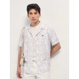 THE BEAR HOUSE Men Relaxed Fit Abstract Printed Cuban Collar Casual Shirt-picture-10