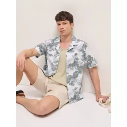 THE BEAR HOUSE Men Relaxed Fit Floral Printed Cuban Collar Casual Shirt-picture-41