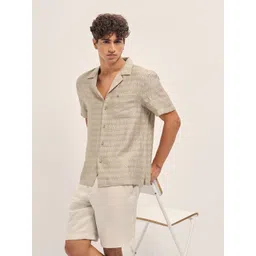 THE BEAR HOUSE Men Relaxed Fit Textured Cuban Collar Casual Shirt-picture-40