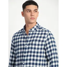 THE BEAR HOUSE Men Slim Fit Buffalo Checks Button-Down Collar Cotton Opaque Casual Shirt-picture-26