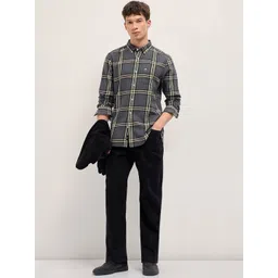 THE BEAR HOUSE Men Slim Fit Tartan Checked Button-Down Collar Cotton Casual Shirt-picture-20