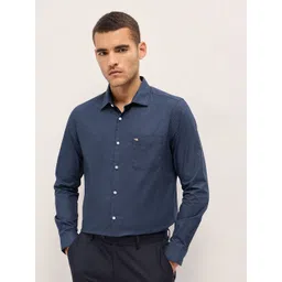 THE BEAR HOUSE Men Tailored Fit Spread Collar Geometric Printed Cotton Formal Shirt-picture-25