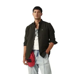 The Bear House Olive Cotton Solid Slim Fit Shirt-picture-26