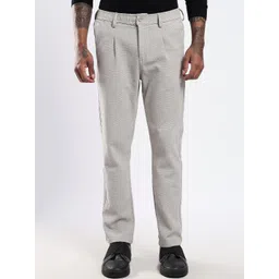 THE BEETEL HOUSE Men Relaxed Pleated Trousers-picture-32
