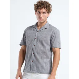 THE BEETEL HOUSE Men Textured Cuban Collar Casual Shirt image 3