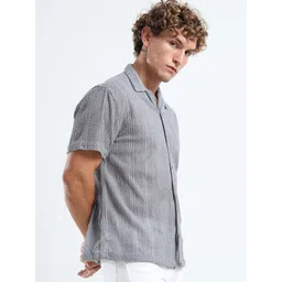 THE BEETEL HOUSE Men Textured Cuban Collar Casual Shirt image 2