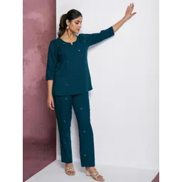 The Cloth Crow Women Printed Night suit-picture-23