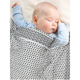 The Craft Monk Grey Floral Mild Winter 500 GSM Single Bed Quilt-picture-17