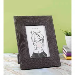 Vintage Faux Leather Photo Frame by The Decor Mart-picture-19