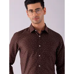 the indian garage co. x luxe Luxe by TIGC Men Spread Collar Micro Ditsy Printed Slim Fit Formal Shirt-picture-16