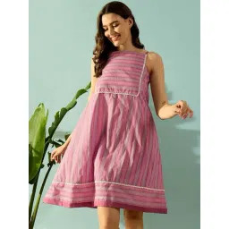 The Kaftan Company Pink Cotton Striped Night Dress-picture-16
