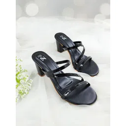 THE MADRAS TRUNK Embellished Block Heel Sandals-picture-36