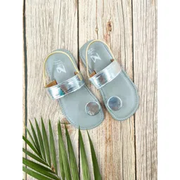 THE MADRAS TRUNK Girls One Toe Flats-picture-27