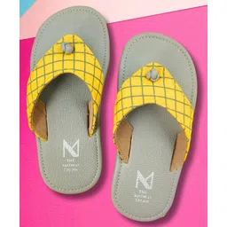 The Madras Trunk Unisex Graph Checked Design Casual Sandal - Grey & Yellow-picture-11