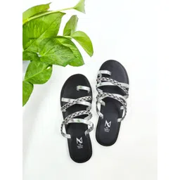 THE MADRAS TRUNK Women Printed Open Toe Flats-picture-36