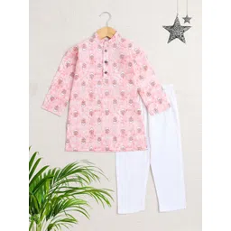 The Magic Wand Boys Floral Printed Mandarin Collar Pure Cotton Straight Kurta With Pyjamas-picture-22