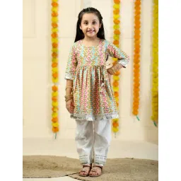 The Mom Store Girls Multicolor Cotton Printed Kurta with Pajama-picture-11