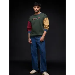 The Souled Store Harry Potter: Magic is Everywhere Men and Boys Full Sleeves Round Neck Dark Green Embroidered Drop Shoulder Streetwear Winter Ready Cotton Blend Oversized Sweatshirt image 2